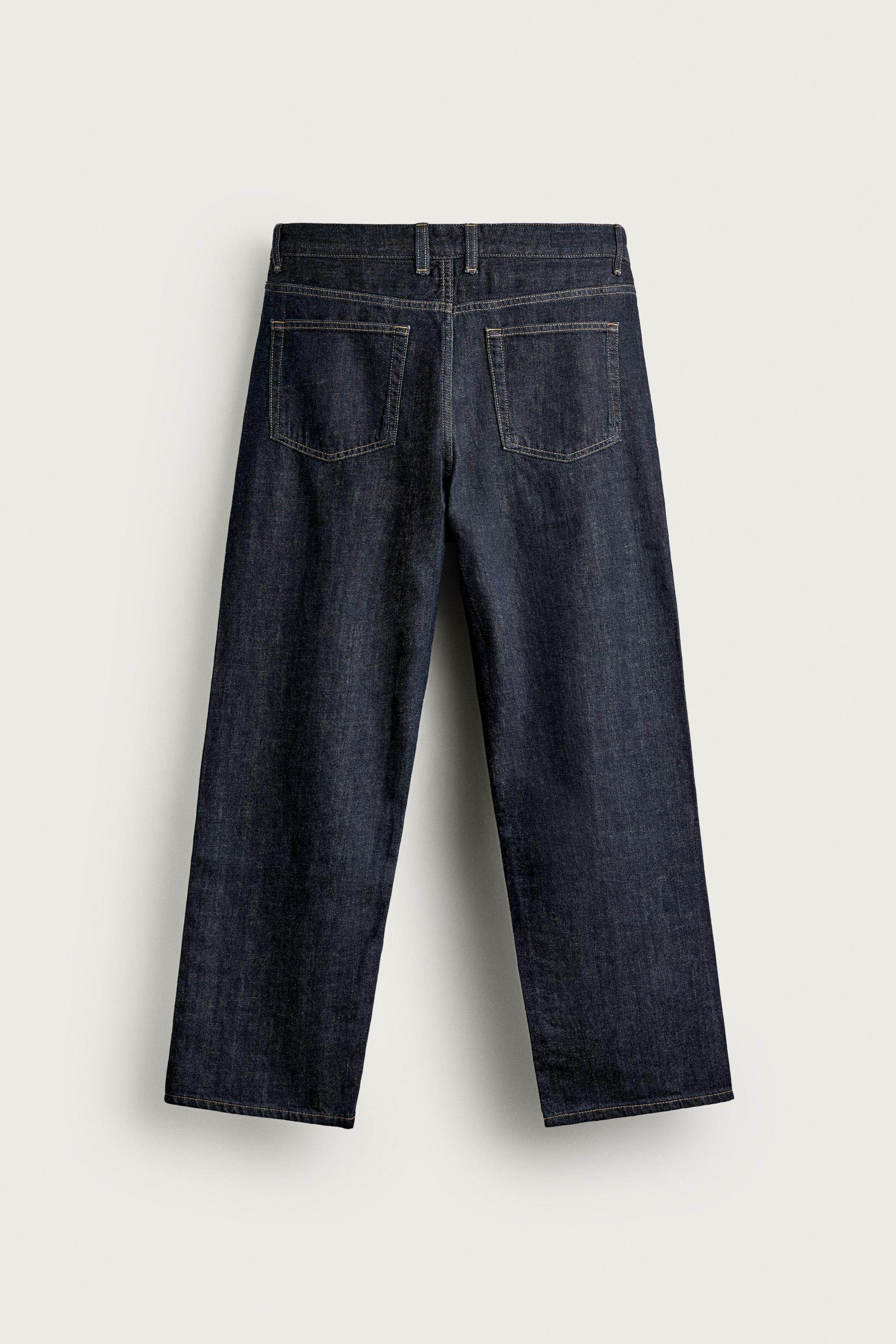 STRAIGHT FIT JEANS
